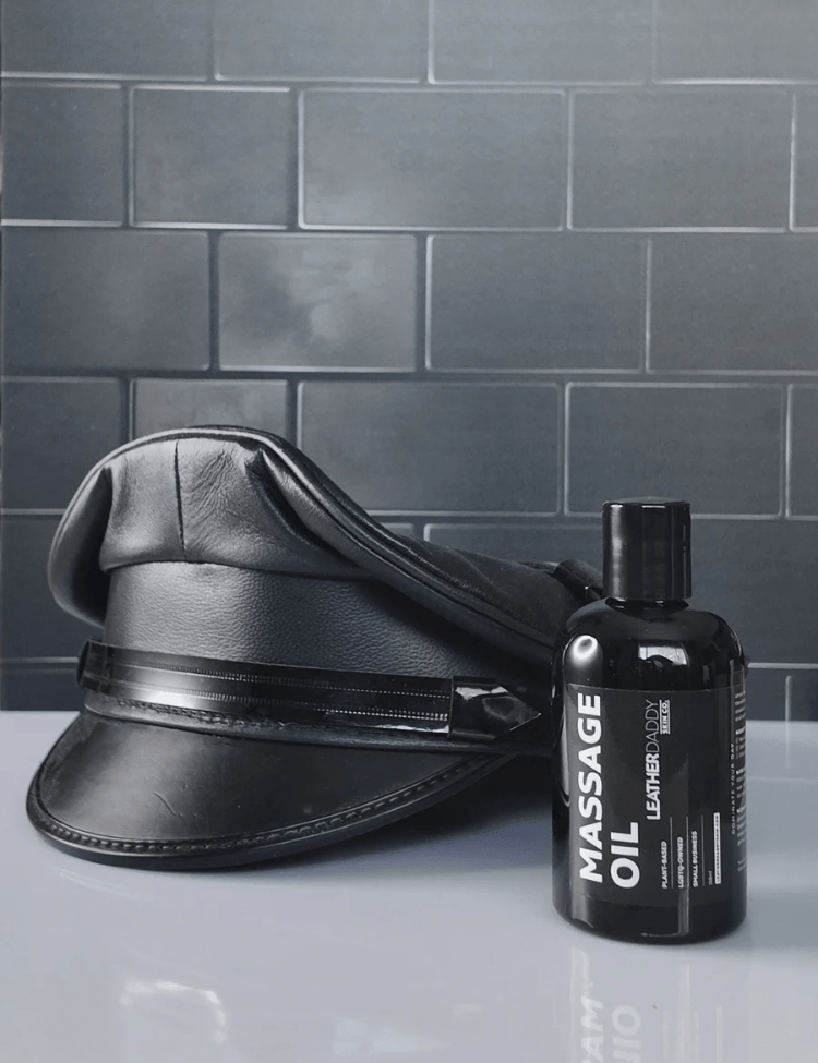 Massage Oil Massage Oil - 118ml LEATHERDADDY BATOR